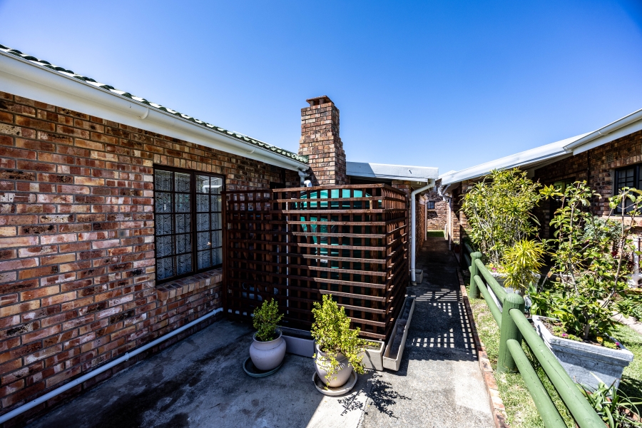 To Let 3 Bedroom Property for Rent in Gonubie Eastern Cape